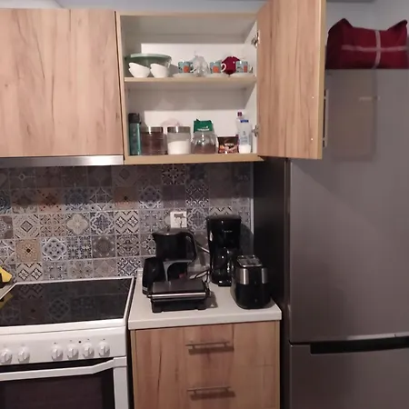 Apartament Cozy Three Bdrms At Five Filippou Str